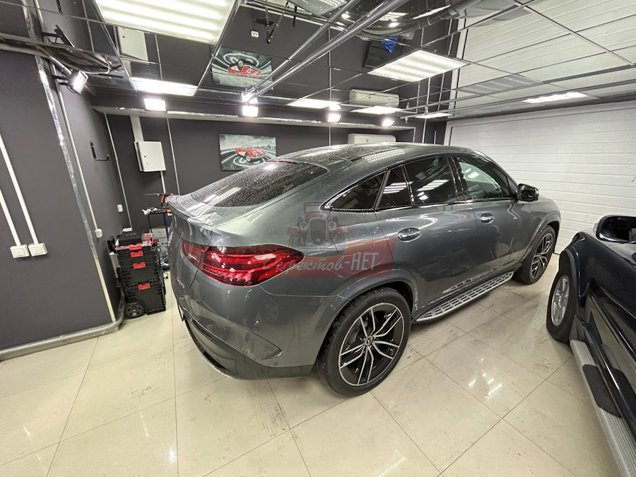 Оклейка Mercedes GLE полиуритановой пленкой