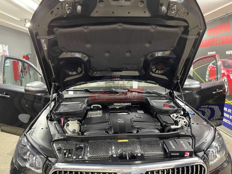 детейлинг подкапотного пространства Mercedes-Benz Maybach