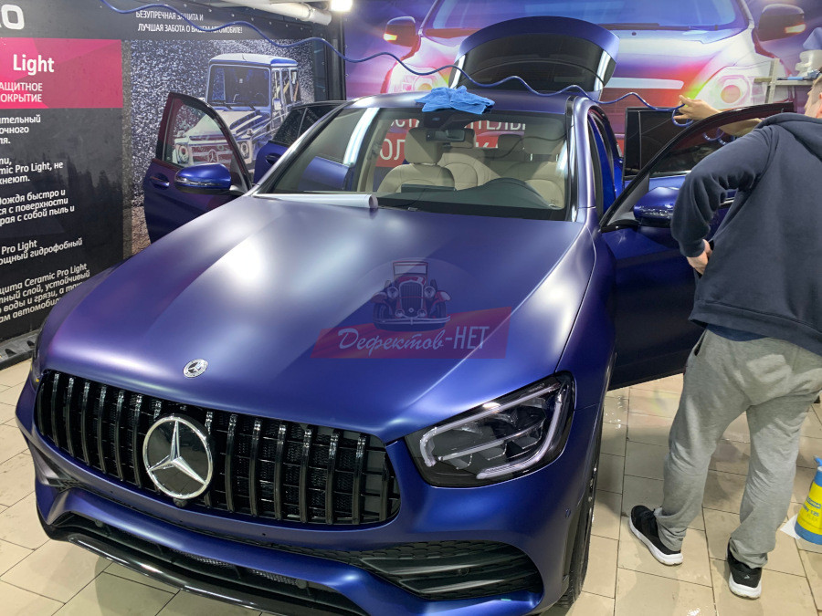 Оклеивание пленкой кузова авто мобиля Mercedes GLC