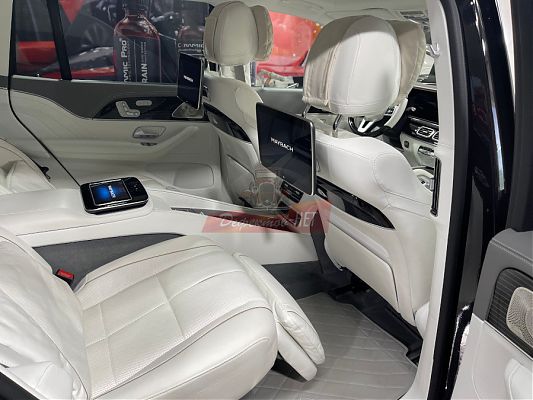 Услуги по оклейке салона Mercedes