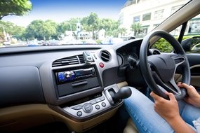 Действительно ли праворульные автомобили так небезопасны? Действительно ли праворульные автомобили так небезопасны?