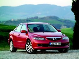 Обзор на автомобиль Mazda 6 GG, в кузове седан Обзор на автомобиль Mazda 6 GG, в кузове седан