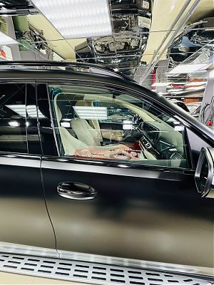 Антихромовая пленка для автомобиля Mercedes