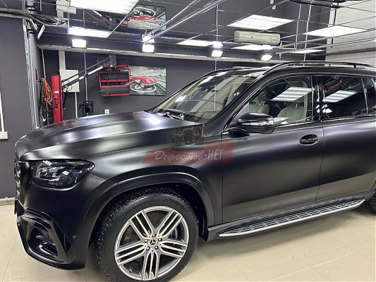 Нанесение антихрома на кузов автомобиля Mercedes