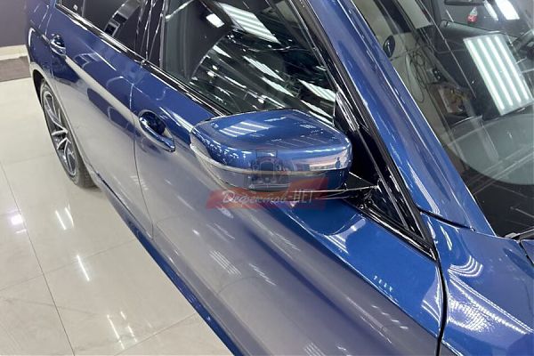 полировка и обработка кузова керамикой бмв