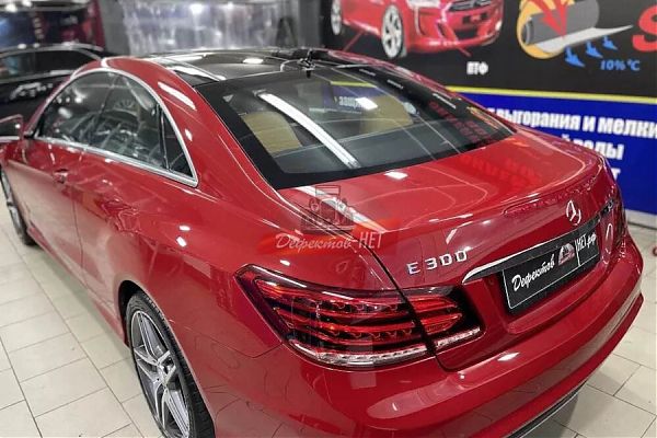 полировка красного авто